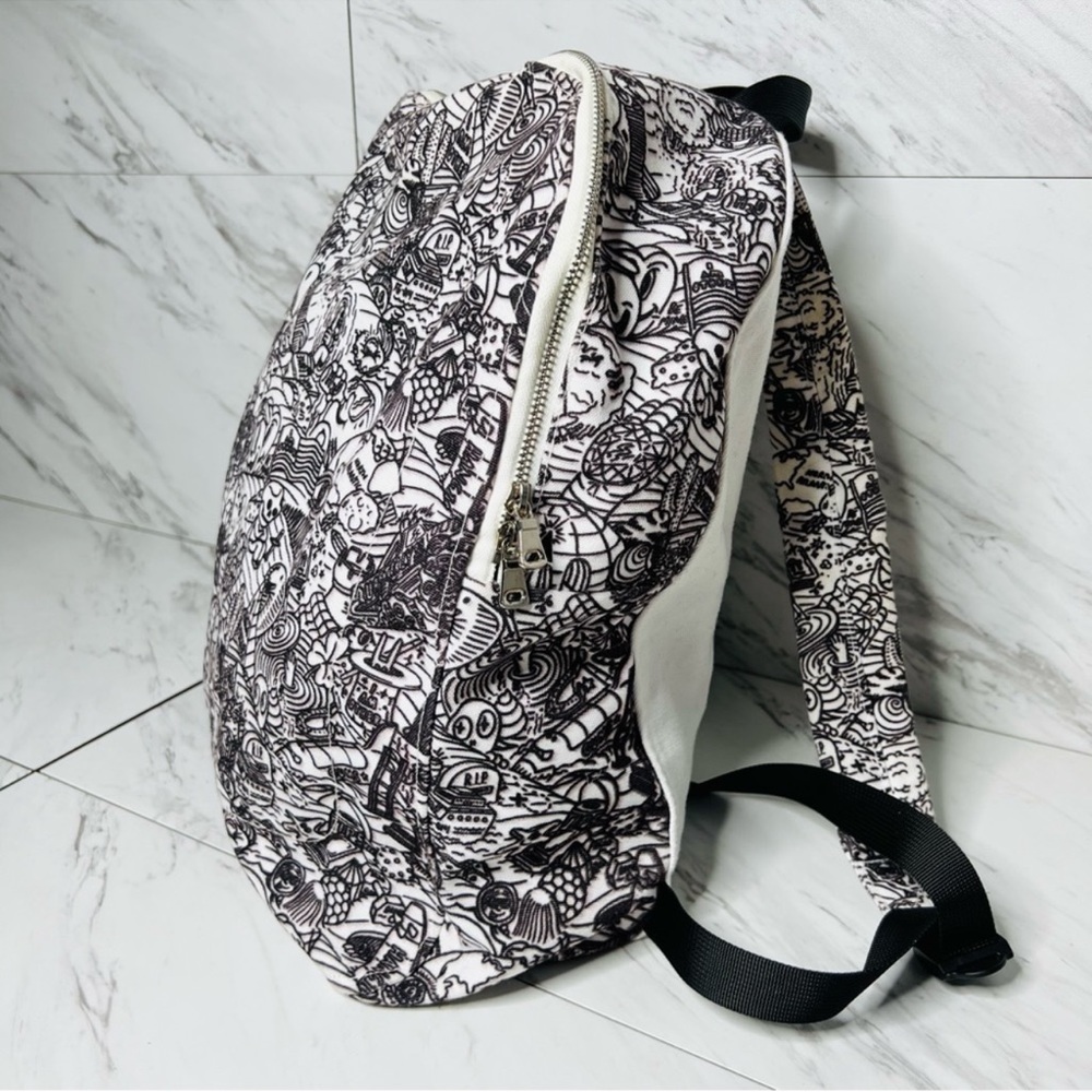 BNWT PAOM Print All Over Me Backpack - Picture 2 of 7